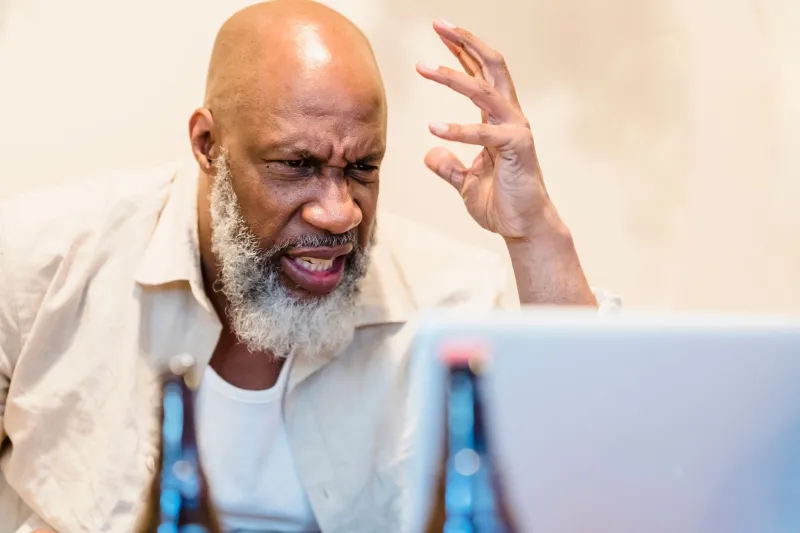 Five Seconds of Nothing: Why Silence Hits Harder When You're Watching a Screen